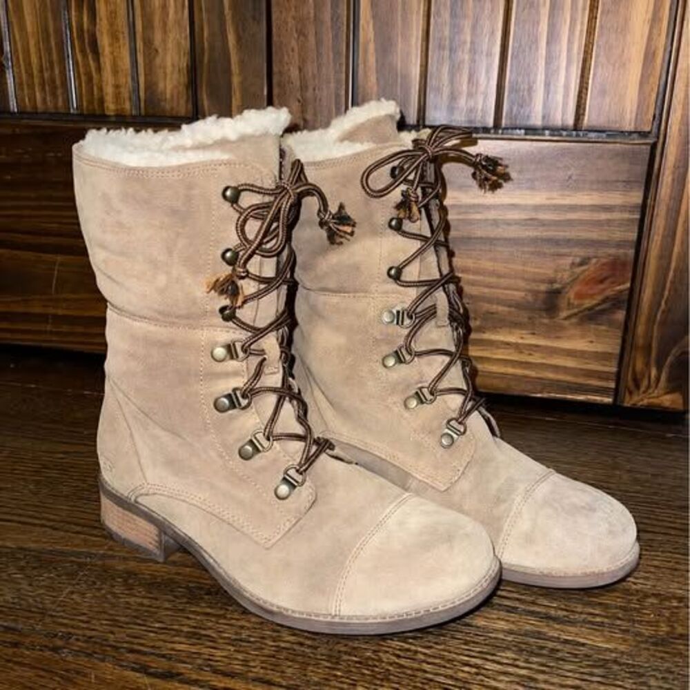 Size 8 UGG boots brown suede